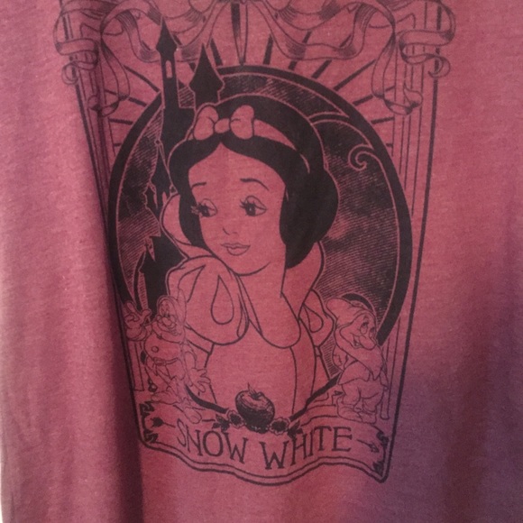 Disney Snow White tee hot topic - Picture 2 of 4